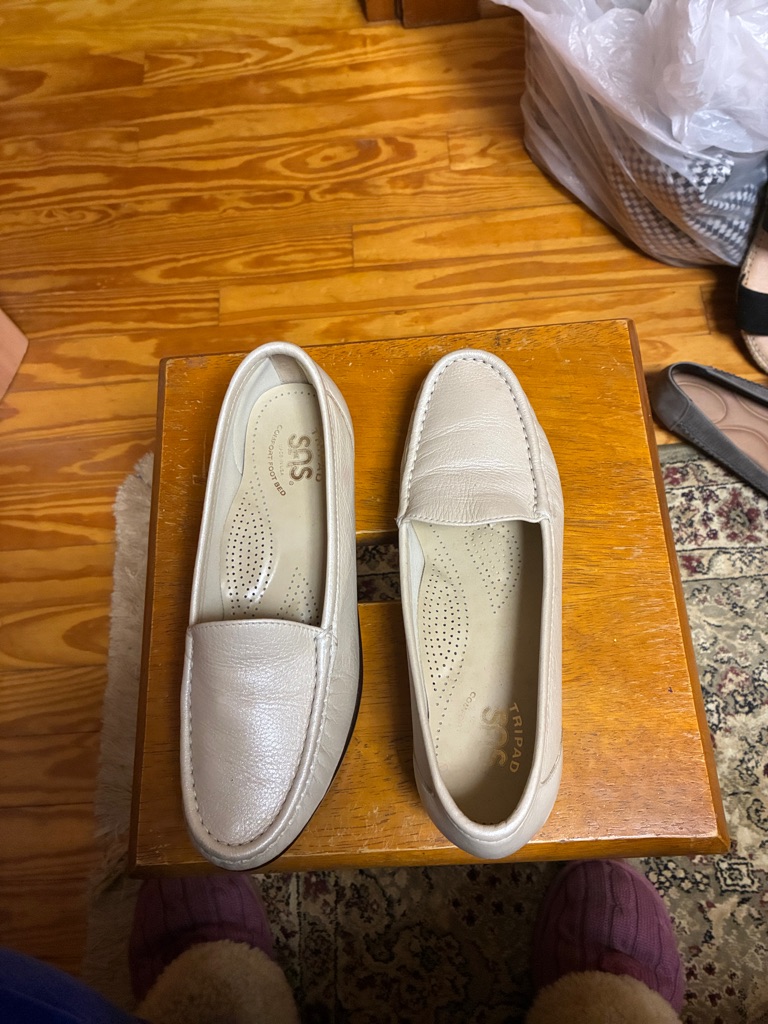 Sas Beige Leather Slip-On Loafers